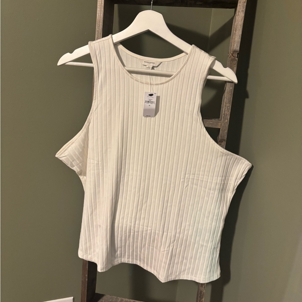 Banana Republic Ribbed White Tank